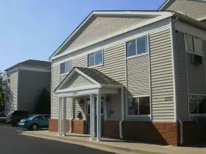 InTown Suites Extended Stay Indianapolis in - I-70/Post Road