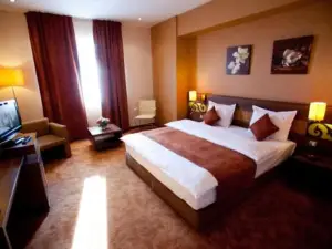 Top Rooms Aparthotel