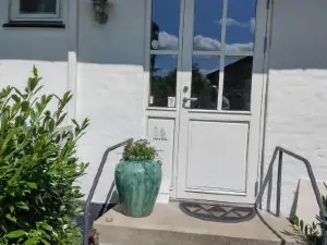 Den Gamle Apotekergaard