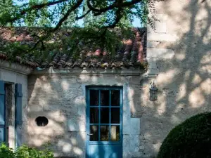 Le Portail en Marais Poitevin - Demeures et Châteaux