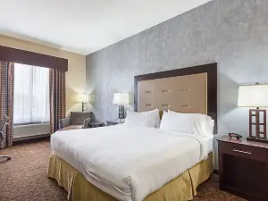 Holiday Inn Express & Suites Byram