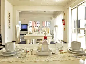 Hotel Antares