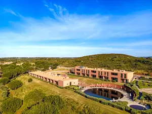 Nau Morgado Golf & Country Club
