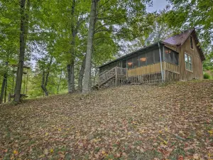 Rustic Cabin in the Woods 2-Acre Fishing Pond!