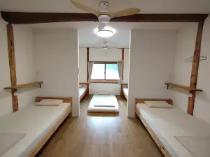Tonari