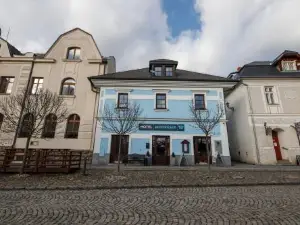 Hotel Modrásek