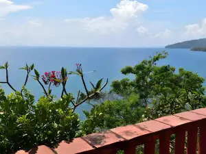 Kasbah Remo Villa with a pool in Puerto Galera