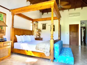Villa MB