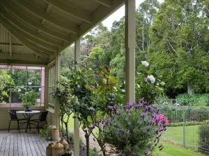 Tairoa Lodge