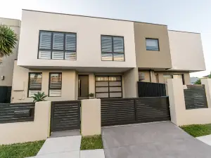 Sandcastle, 26a Winsor Street