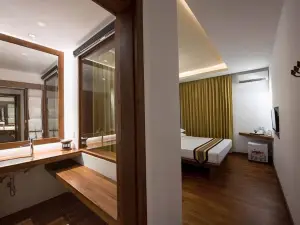 Bagan Valley Hotel
