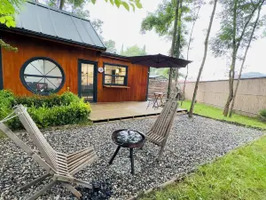 Pentalow Cabin