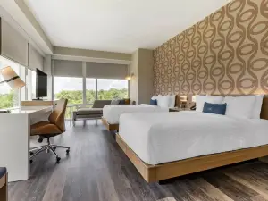 DoubleTree by Hilton Greenville Woodruff Road