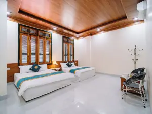 HG Hostel and Motobikes