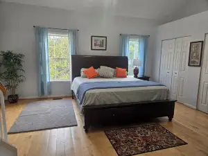 Spacious Quiet 3 Bedrooms Townhome in Germantown, MD (Free Parking)