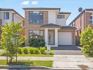 Kozyguru | Austral | Charming 4Bedroom Family Home