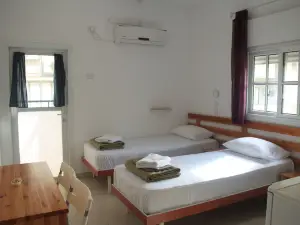 David Hostel
