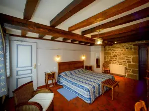 Logis Hôtel Restaurant Manoir de l'Acherie
