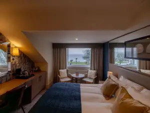 Brisbane House Hotel