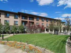 페어필드 인 & 스위트 테하차피