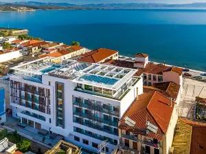 Las Hotel & Spa