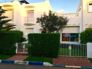 Villa with 4 Bedrooms in Dar Bouazza, Tamaris, with Private Pool and Enclosed Garden Near the Beach