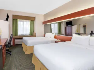 Days Inn by Wyndham Near Kansas Speedway