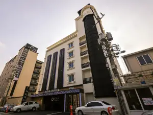 Wanju Hotel Aria