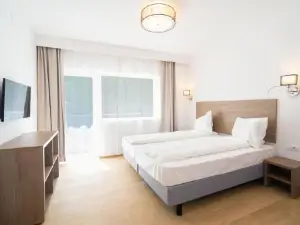 Aurora Rooms - 290m from Aqua Park