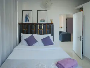 The 1998 Homestay (Family Suite)