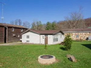 Stay in Ohiopyle Near Everything Including the Trail, Ohiopyle PA