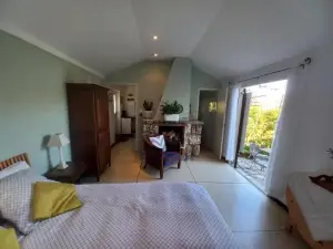 Studio Apartment in Bargemon