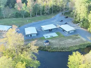 Golden Pond Cabins