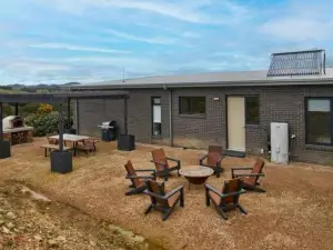Heathcote Getaway, Nullegai with Spectacular Views