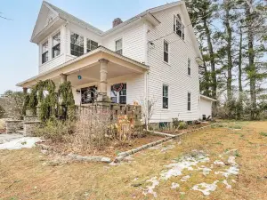 Hike, Fish, Ski and More Spacious Gem in Catskills!