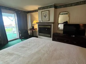 Webb's Year Round Resort