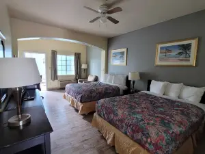 Casa Bella Hotel and Suites
