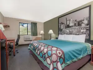 슈퍼 8 바이 윈덤 메이즈빌 KY