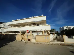 เรสซิเดนซ์ รีวา มาเร อูเจนโต