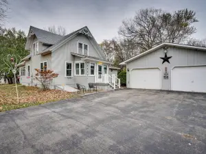 Family-Friendly Home in Pepin Walk to Main St!