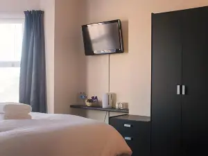 Wellesley Park Hotel