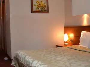Hotel Samotlor