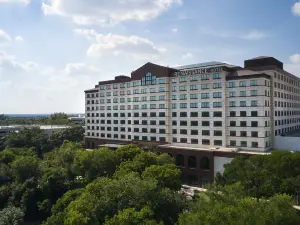 Renaissance Austin Hotel