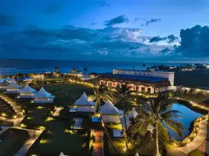 Luxury Banyan Tree Resort Mandarmani
