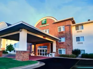 Holiday Inn Conference Ctr Marshfield