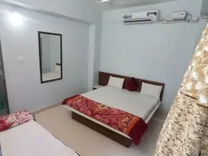 Hotel Adiraj Palace and Lodging