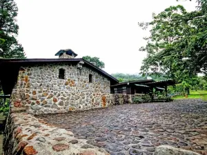 Malekus Mountain Lodge
