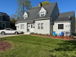 Newly renovated 5 bedroom Cape Cod home great for gatherings of family & friends