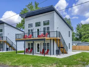 Brand New Indian Lake rentals that are side by side for a great group experience