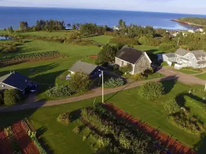 Amherst Shore Country Inn